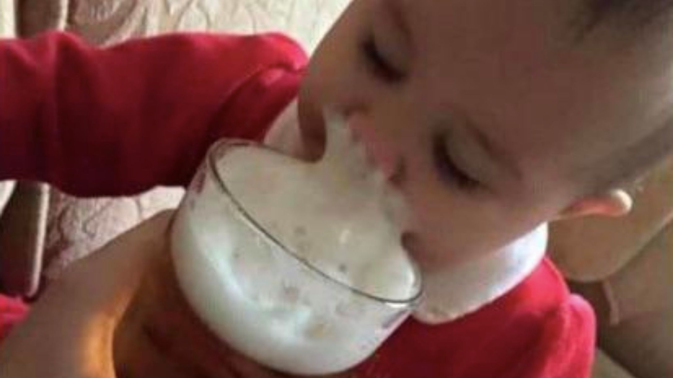 toddler-drinking-beer