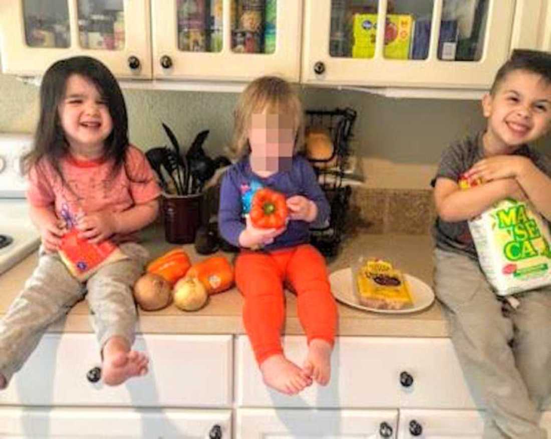 chelsea_simons_foster_care_bio_kids_10-900x675-1.jpg