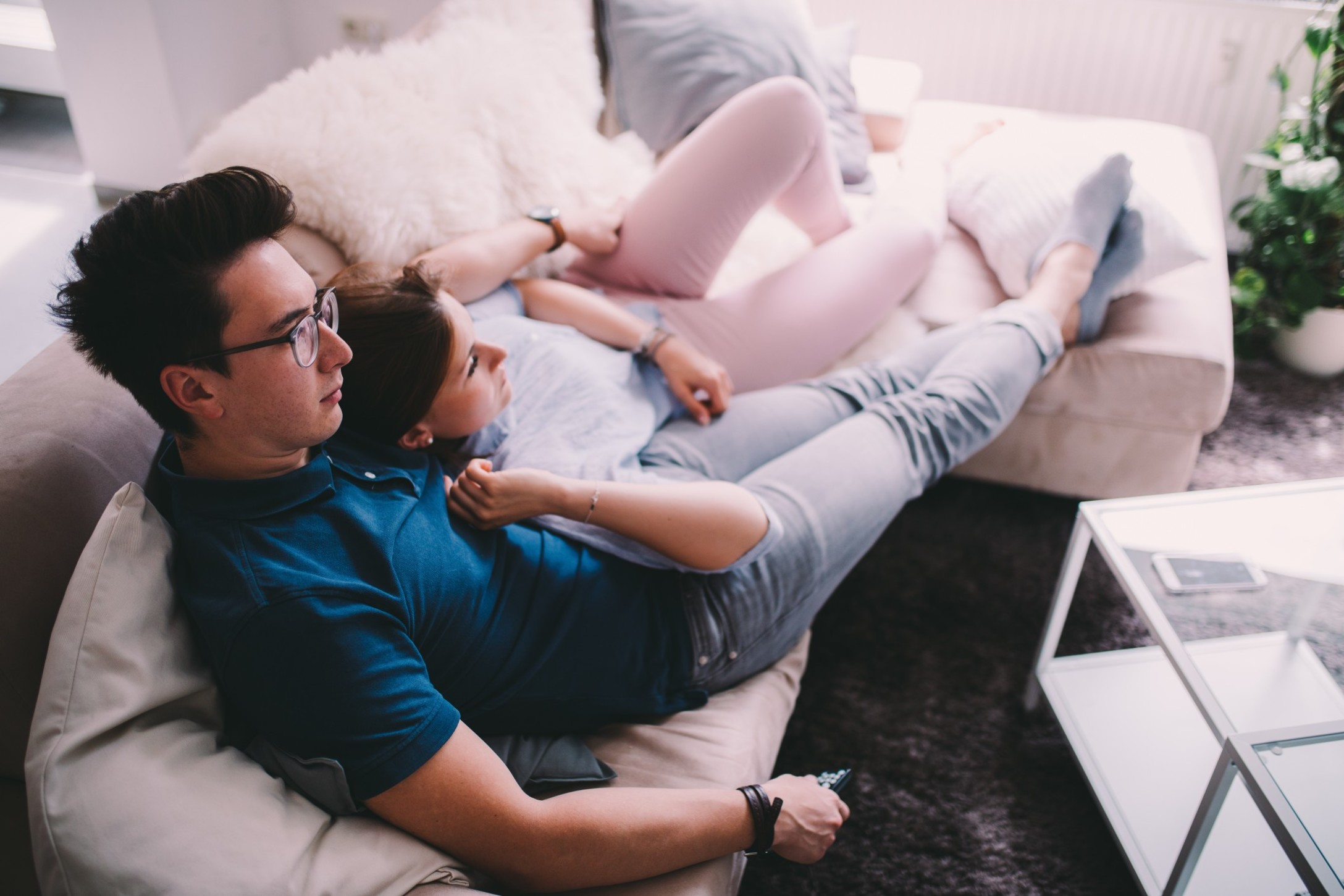 couple-sofa-home-asian-together-chill-couch-netflix-watching-tv-diverse-people_t20_W7VnBY.jpg