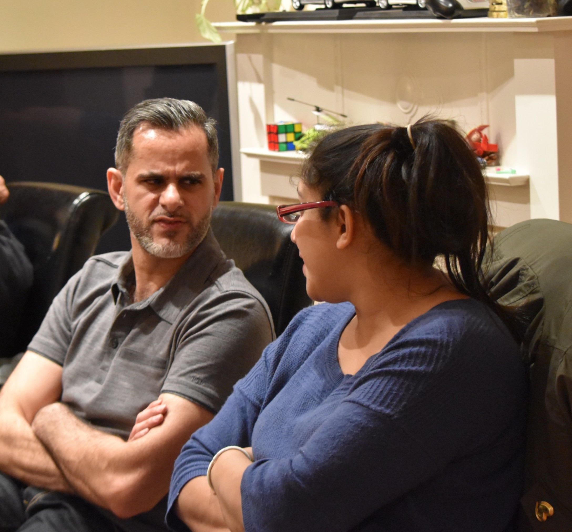 couple-who-are-a-little-irritated-with-each-other_t20_En6BQ8.jpg