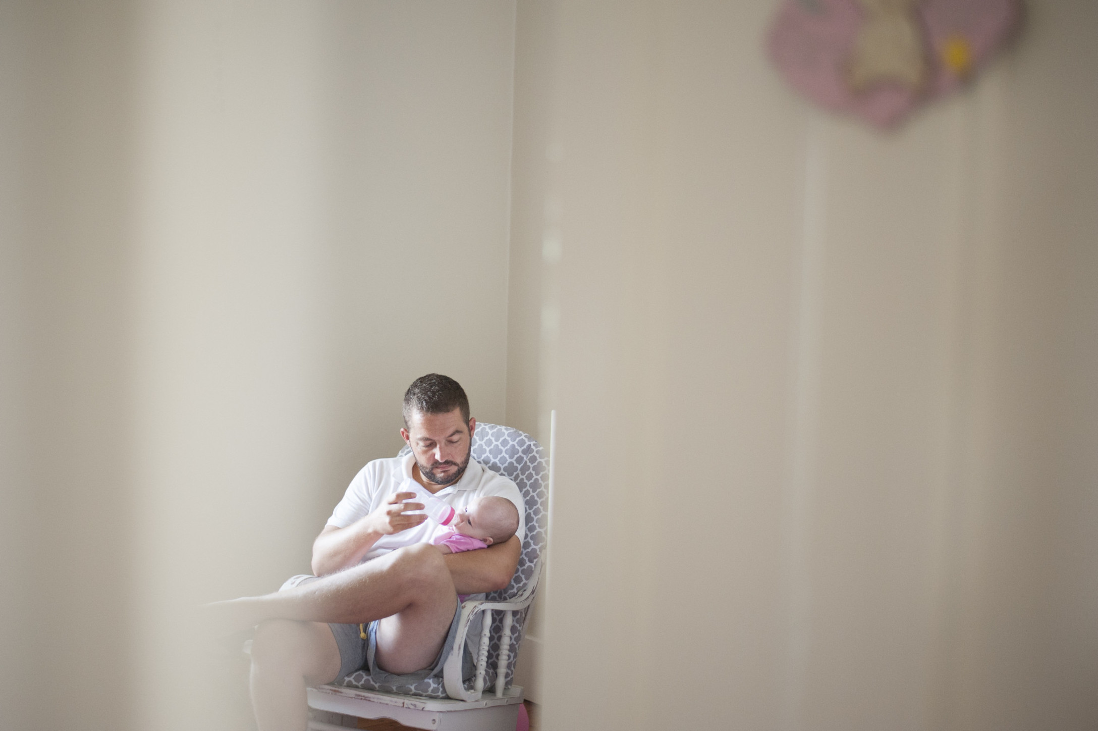 dad-and-daughter-in-the-morning-light_t20_g1bAlG.jpg