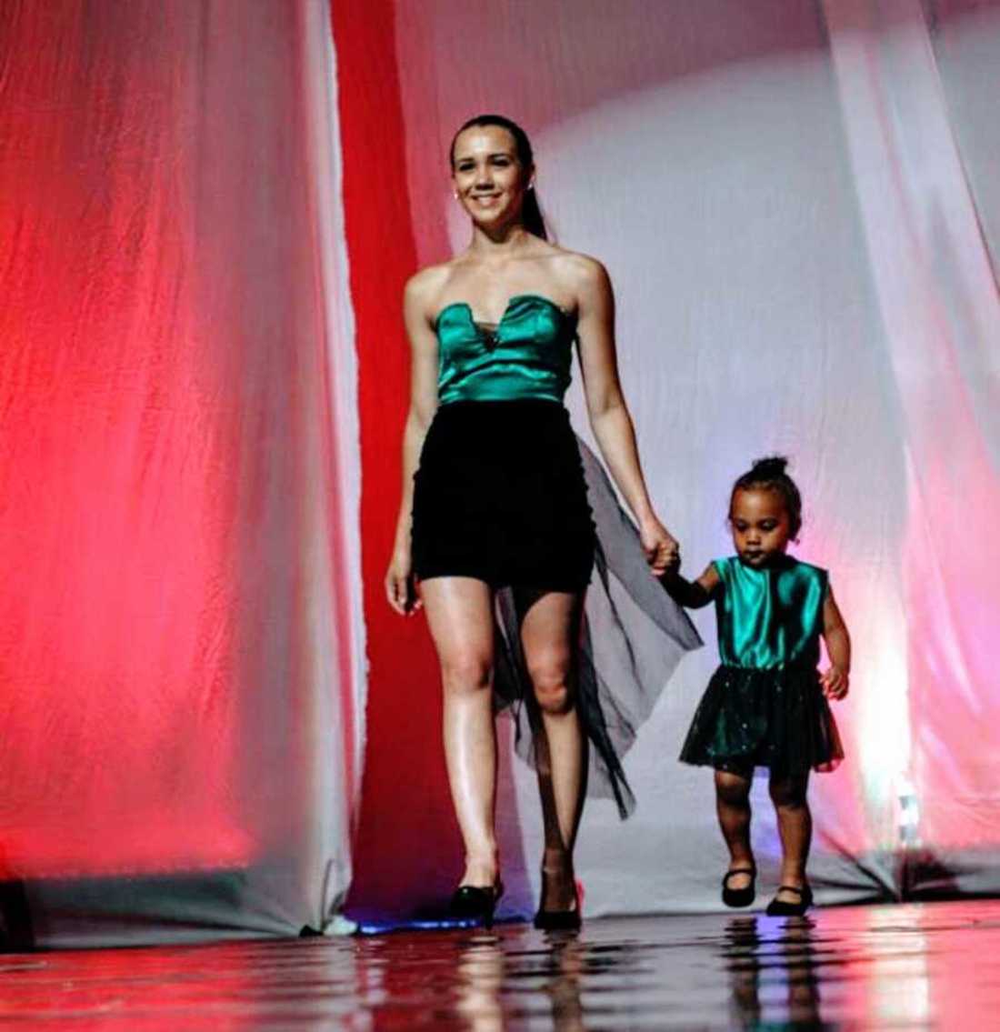 emily_williamson_teen_mom23-900x935-1.jpeg