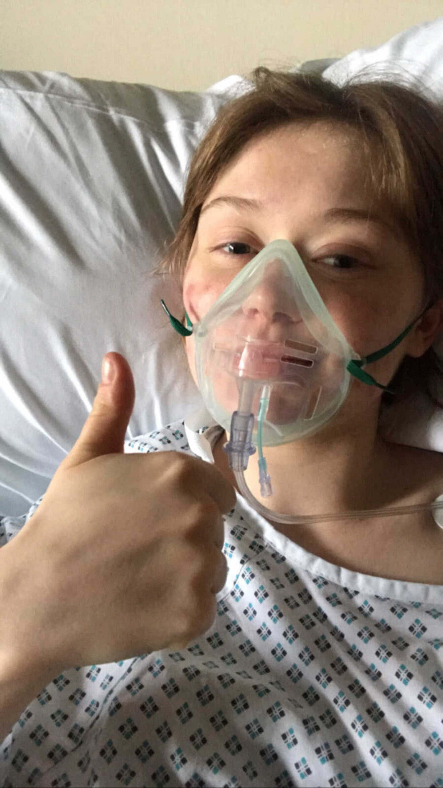 endometriosis-warrior-with-oxygen-mask-900x1600-1.jpeg