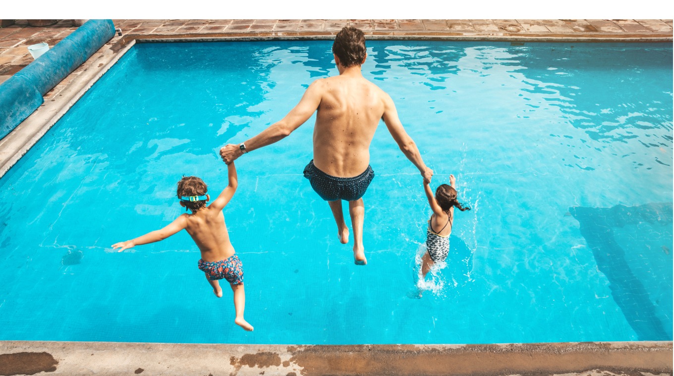 father-and-son-having-fun-on-the-pool-picture-id1205729899.jpg