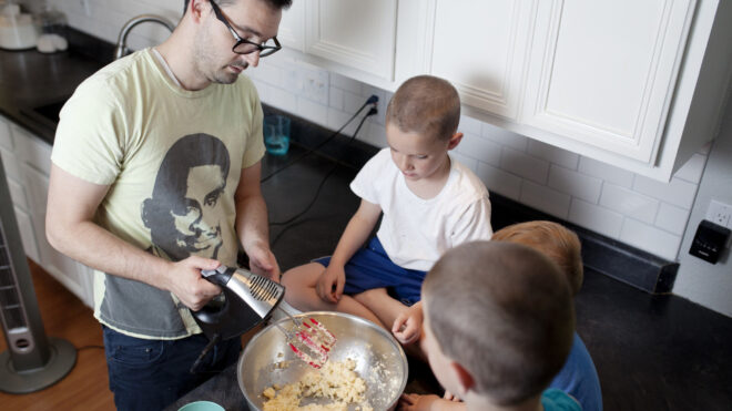 dad cooking with kiddos