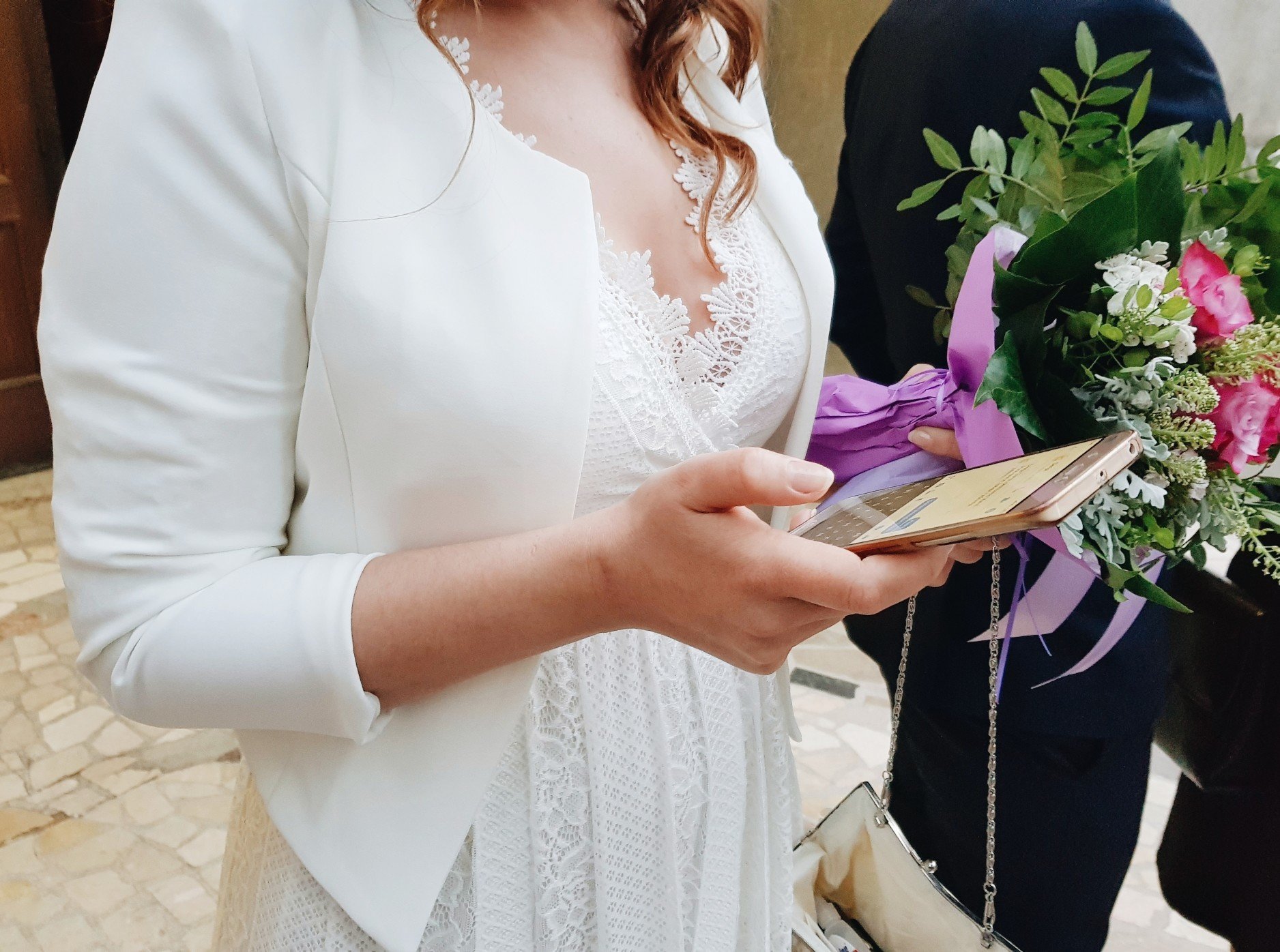 bride on her phone