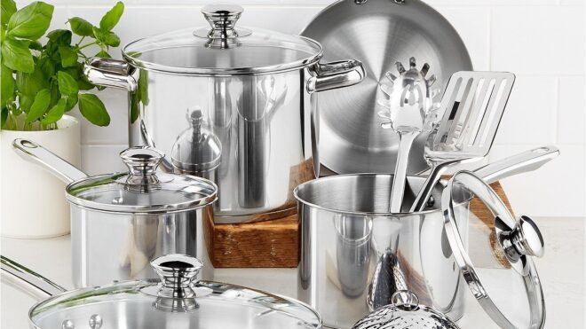 Get a complete set of awesome stainless pans and tool from Tools of the Trade for $80 off!