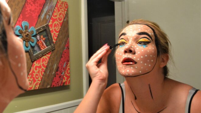 Halloween Makeup Looks That Are A Costume Unto Themselves