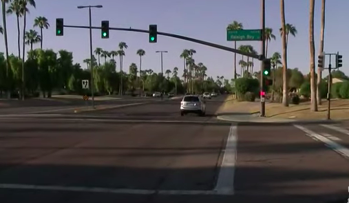 Main road in Arizona where children wandered