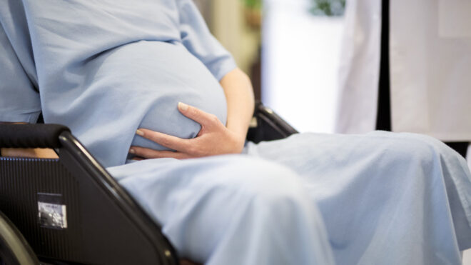 pregnant woman hospital
