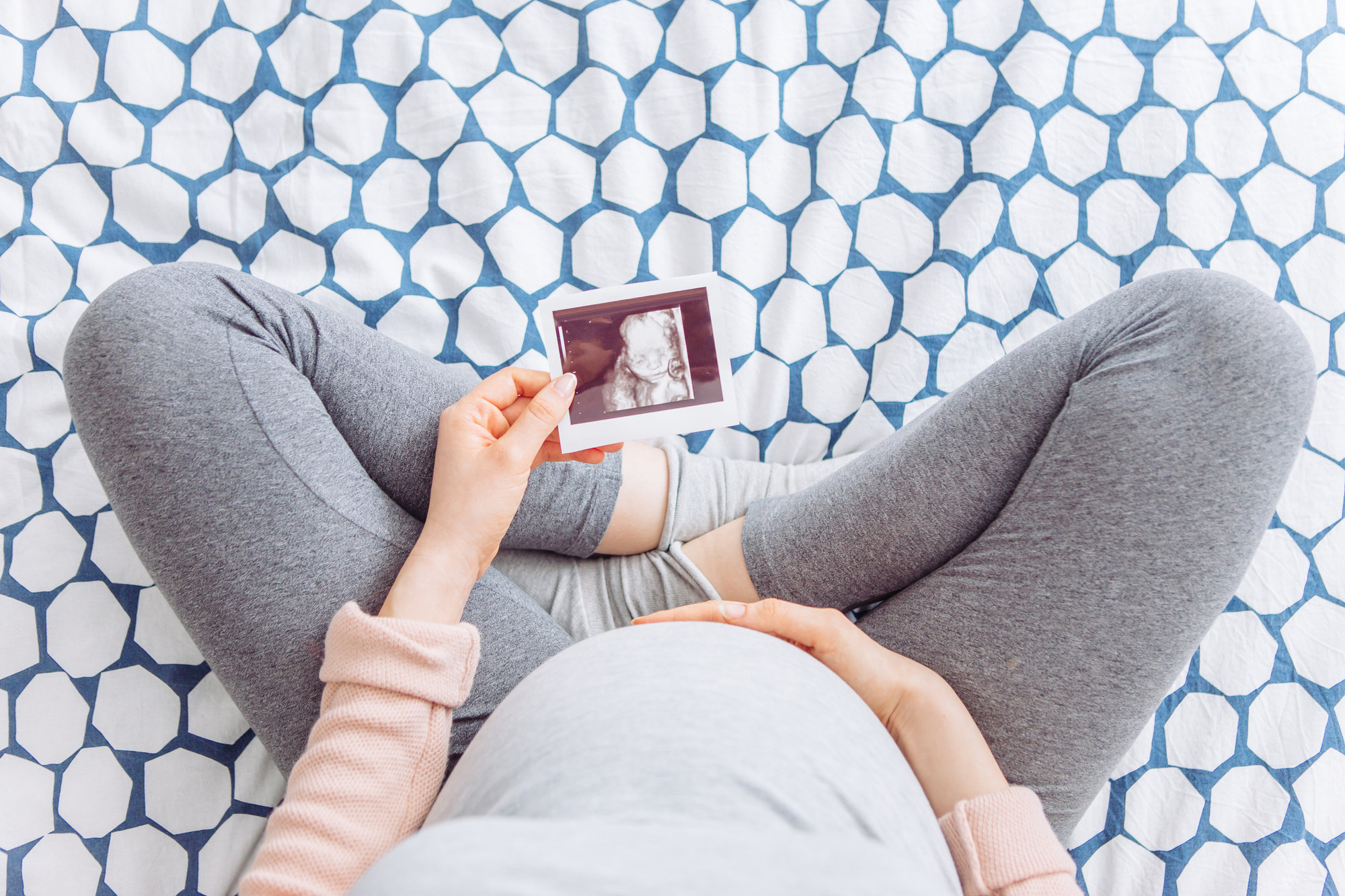 Pregnant mom