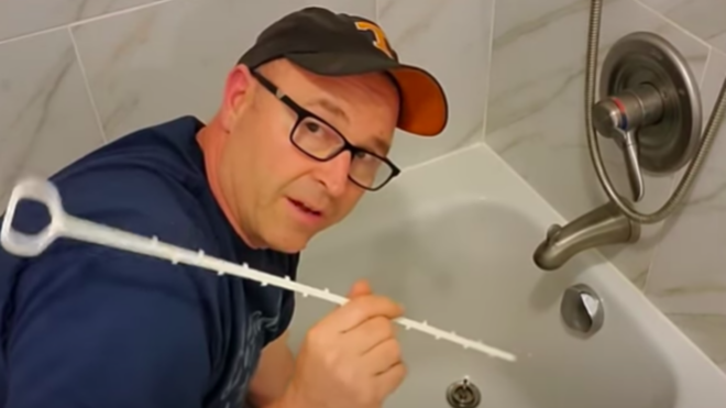 rob kenney unclogging a tub