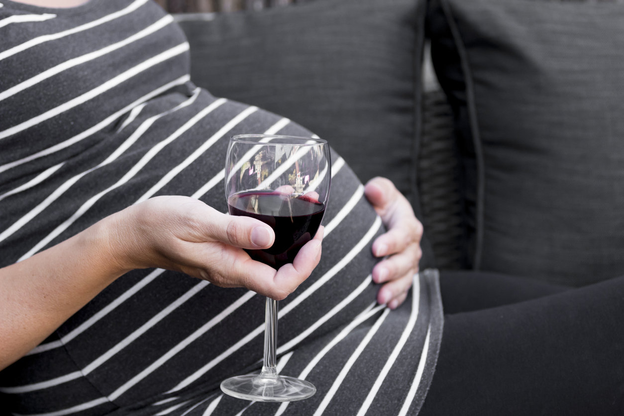 pregnant drinking