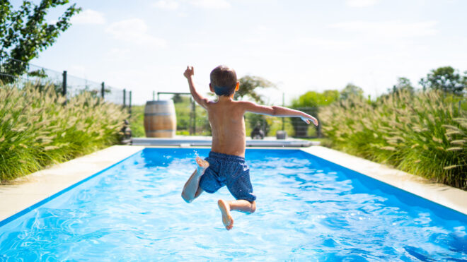 pool jumping