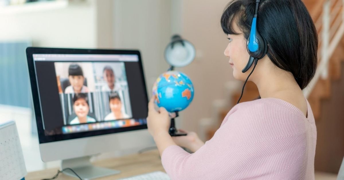 teacher doing lesson online
