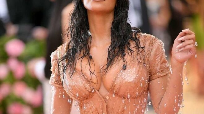 Kim Kardashian in a corset at the 2019 Met Gala