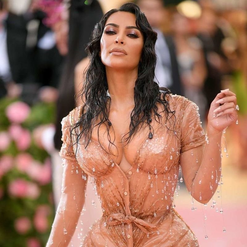Kim Kardashian in a corset at the 2019 Met Gala