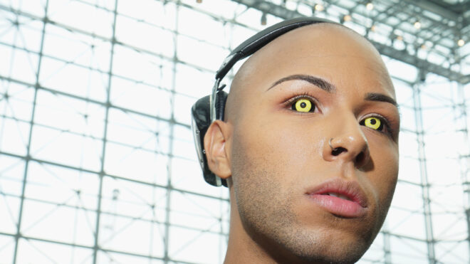 colored contact lenses