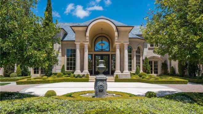 Jeffree Star Mansion