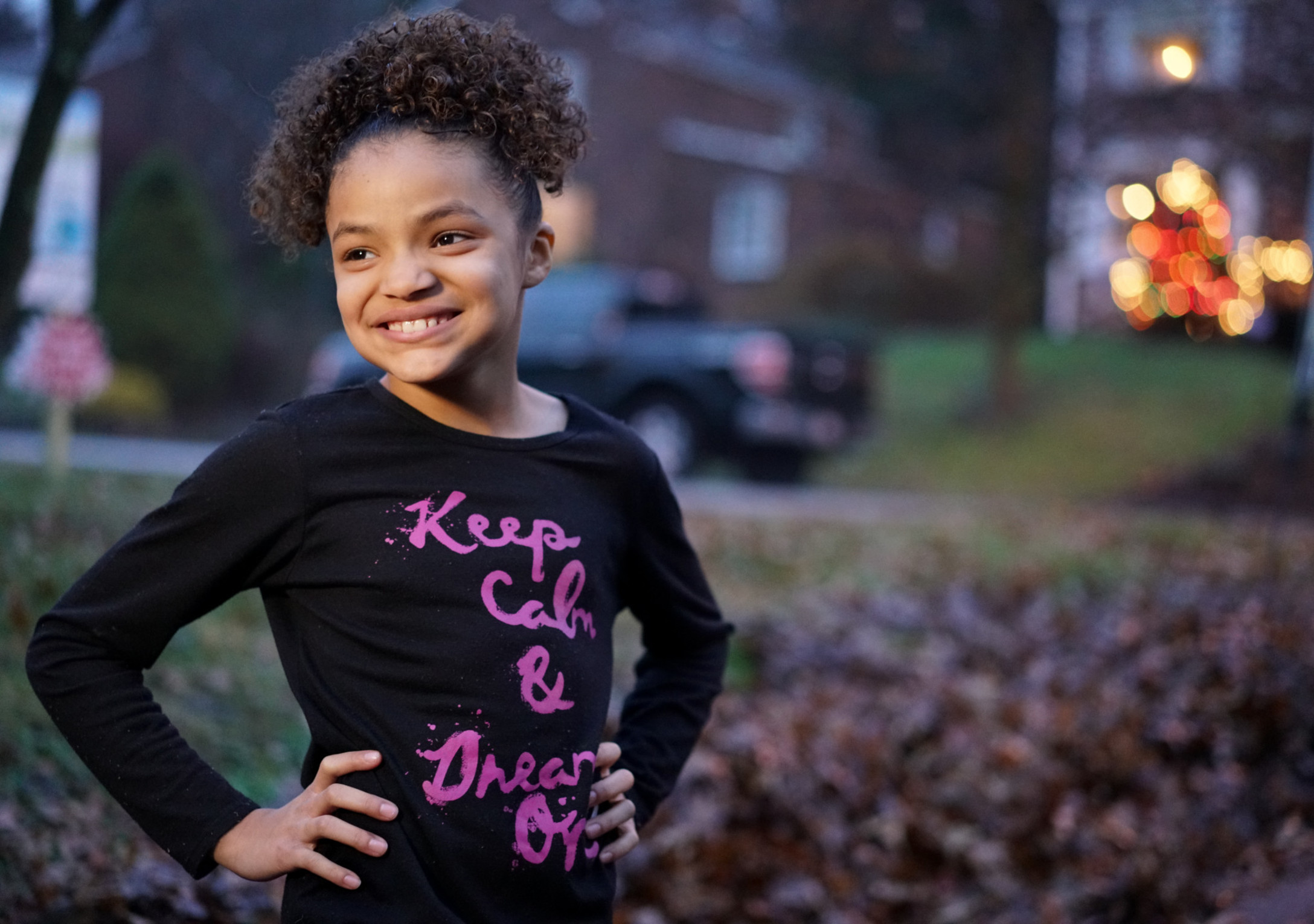 girl-bokeh-little-girl-girl-power-happy-girl_t20_EOgvrJ.jpg