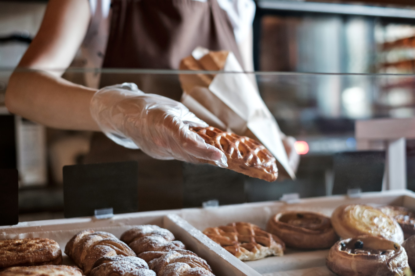 Buying items at a bakery