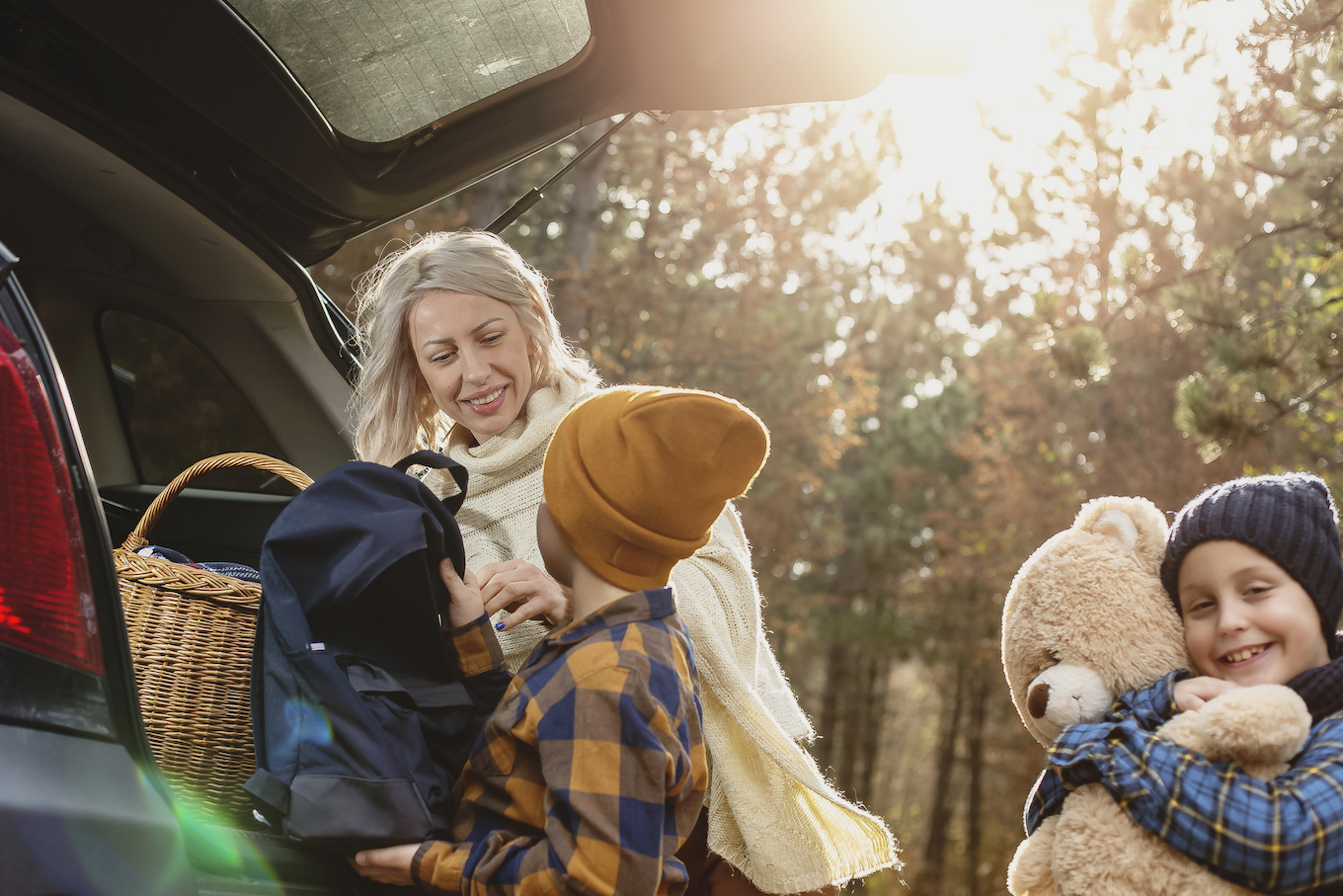 Family packing for a road trip