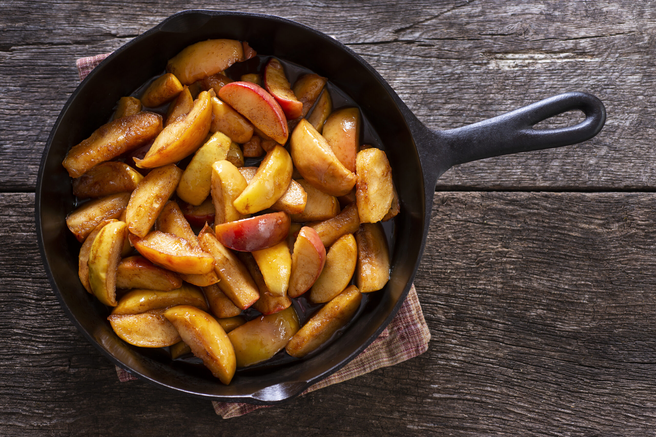 Cinnamon Apple Skillet