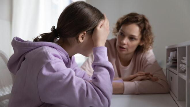 mom and daughter arguing