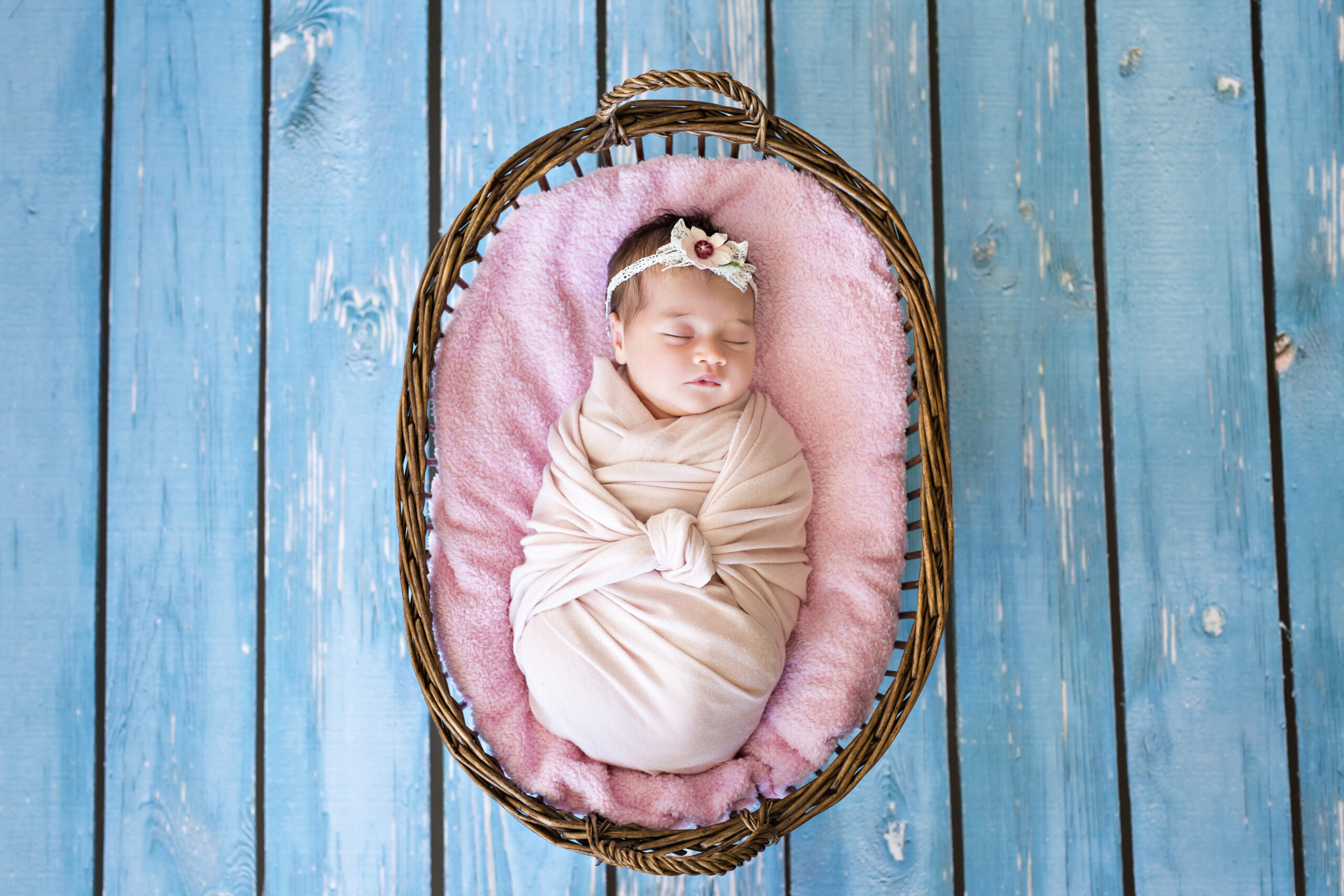 Newborn baby photoshoot, Little newborn baby girl, Babygirl in a basket