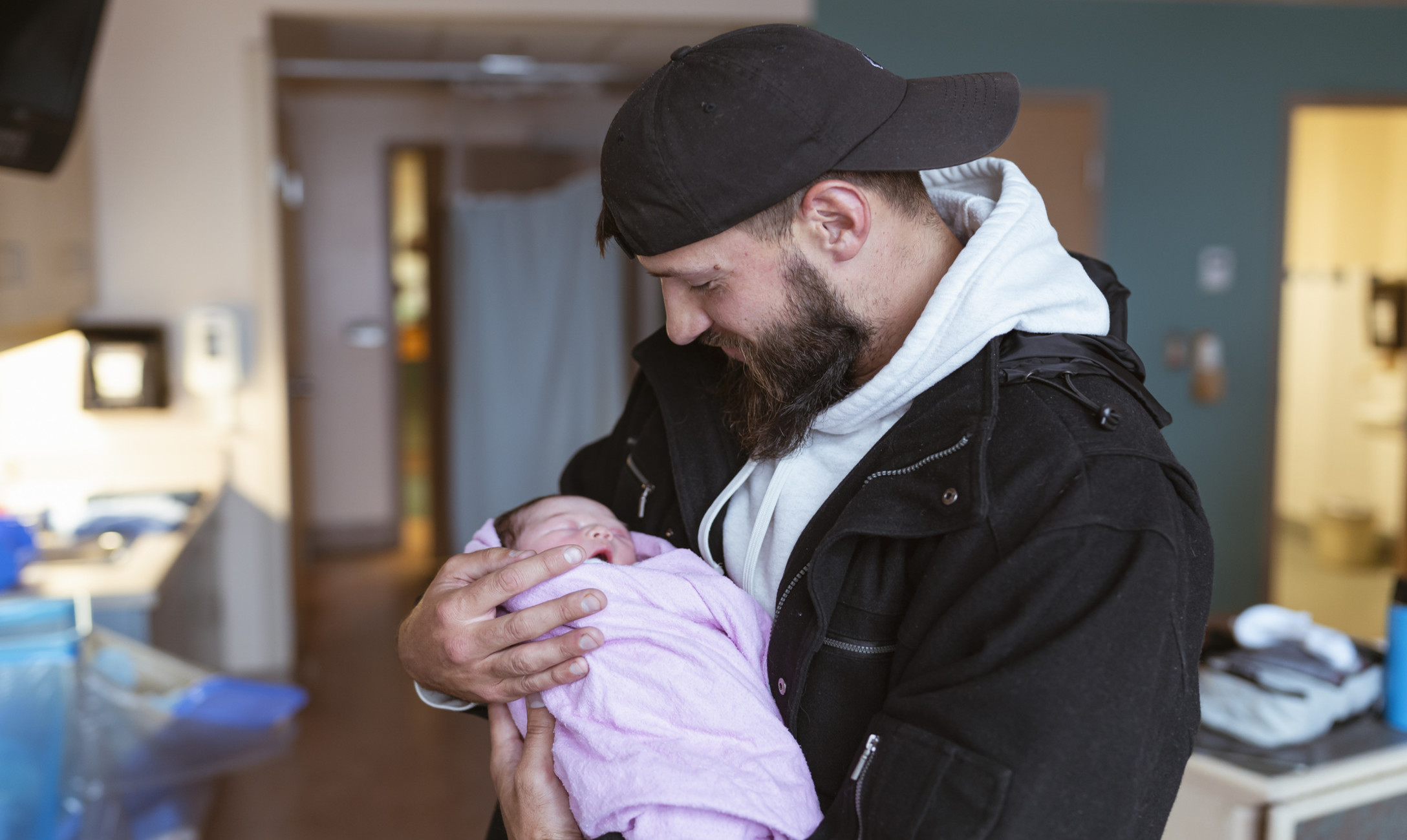 dad in delivery room
