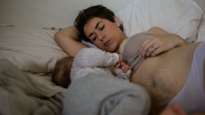 breastfeeding postpartum mom