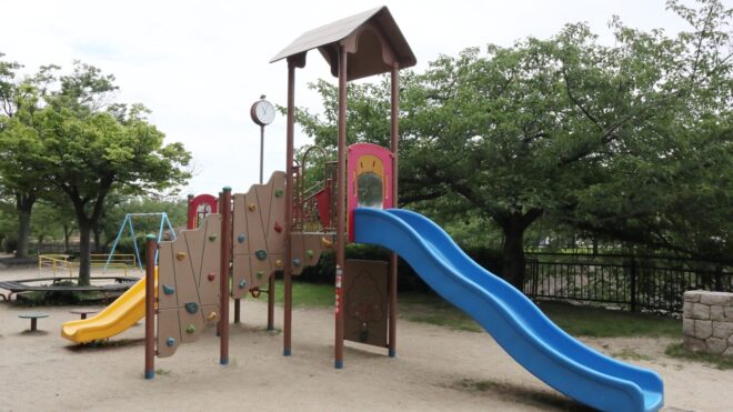 playground slide