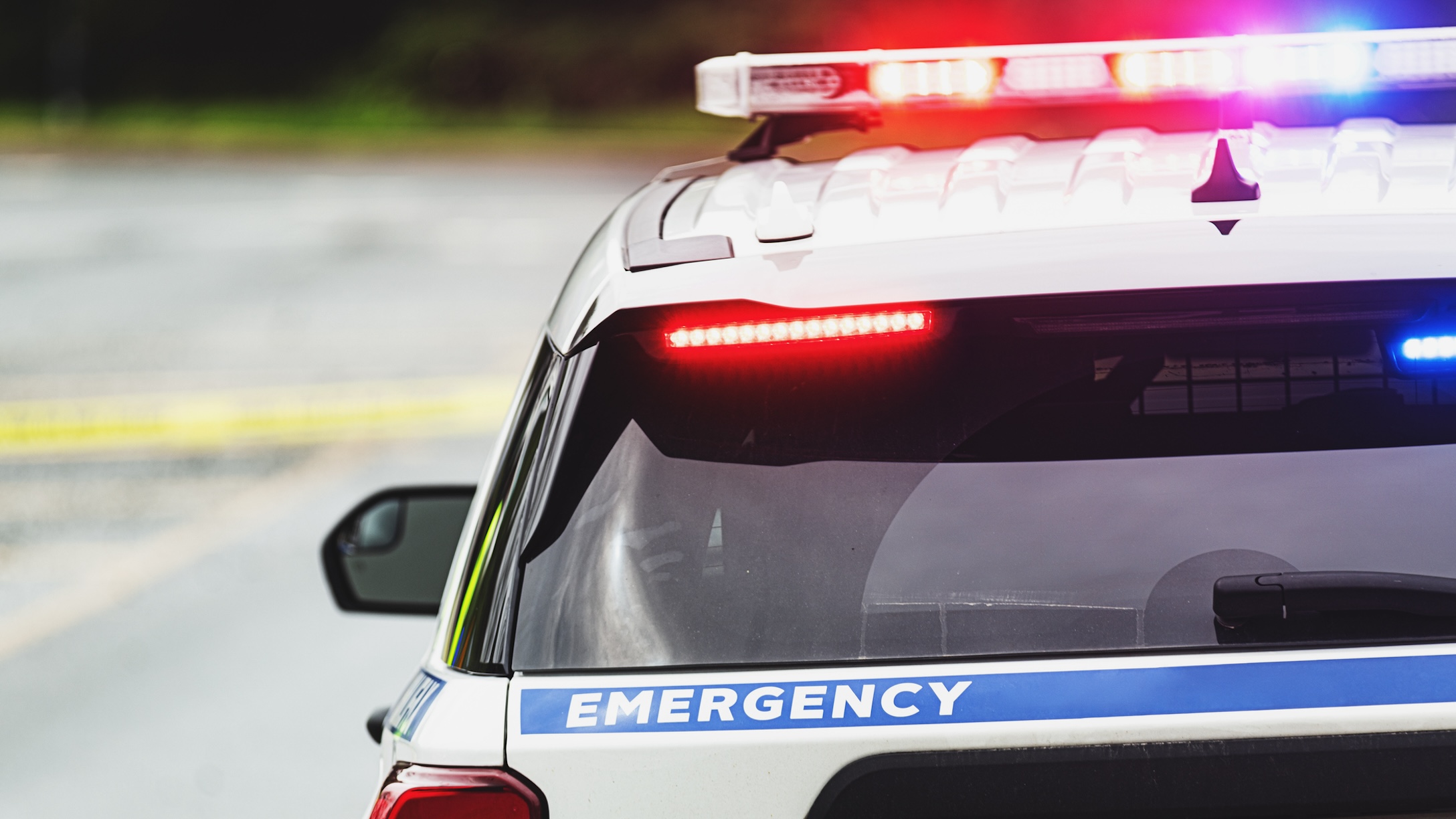 dad attempts drown kids connecticut beach