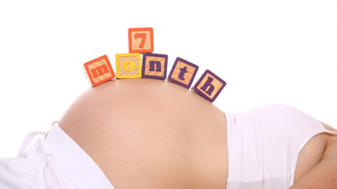 iStock-173818004 tracking pregnancy