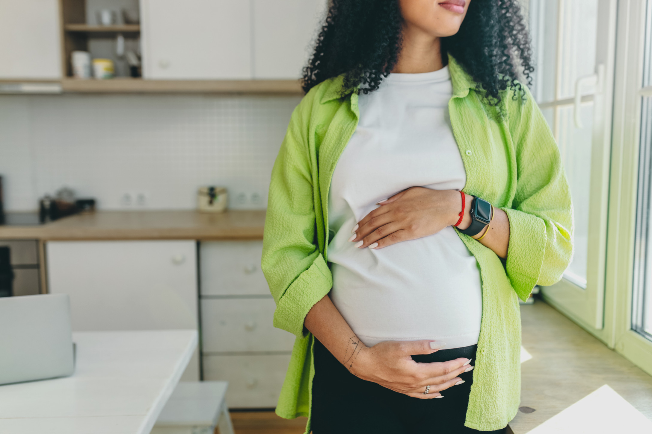 mom with baby bump
