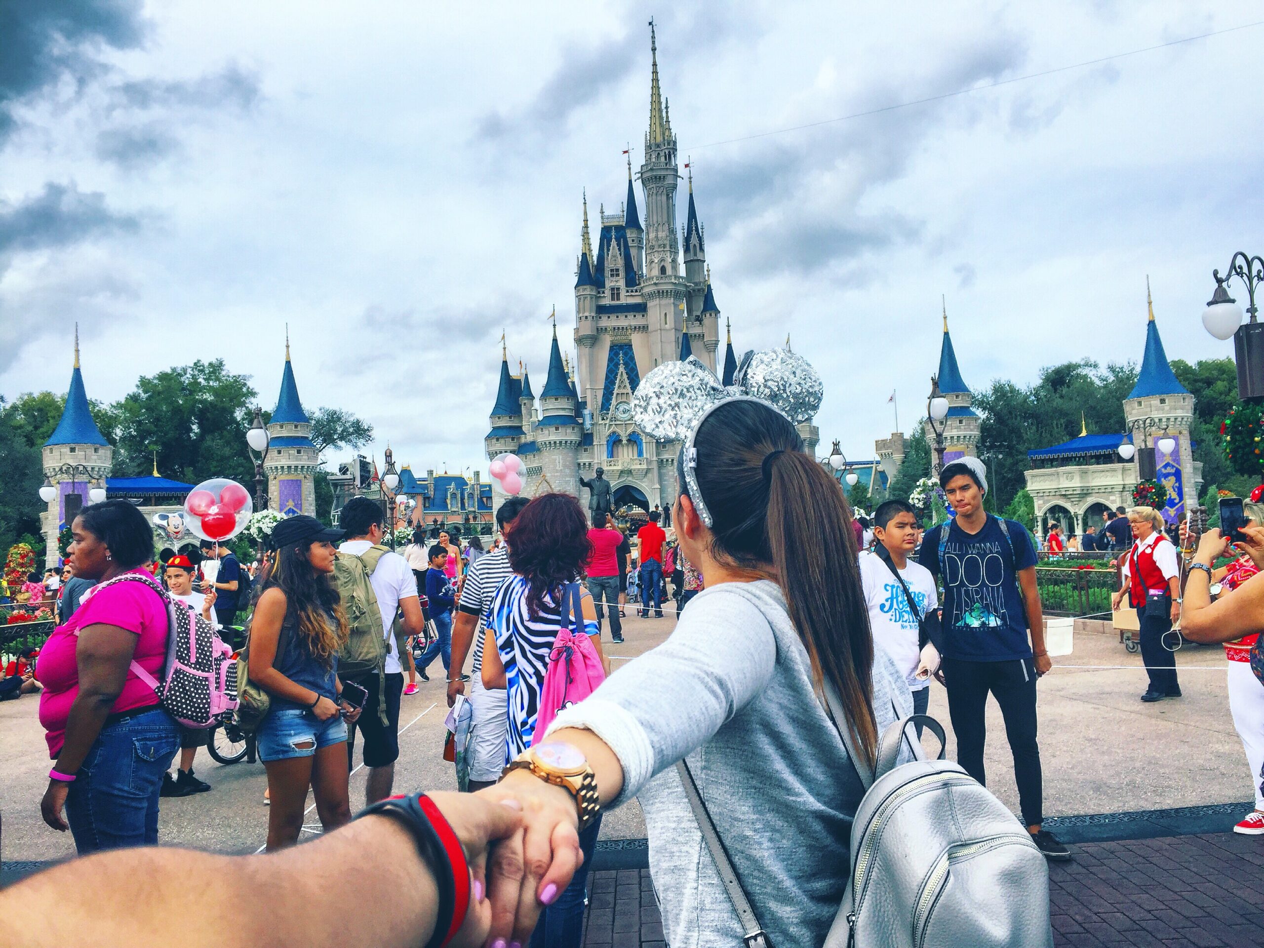 husband-wife-disney-trip