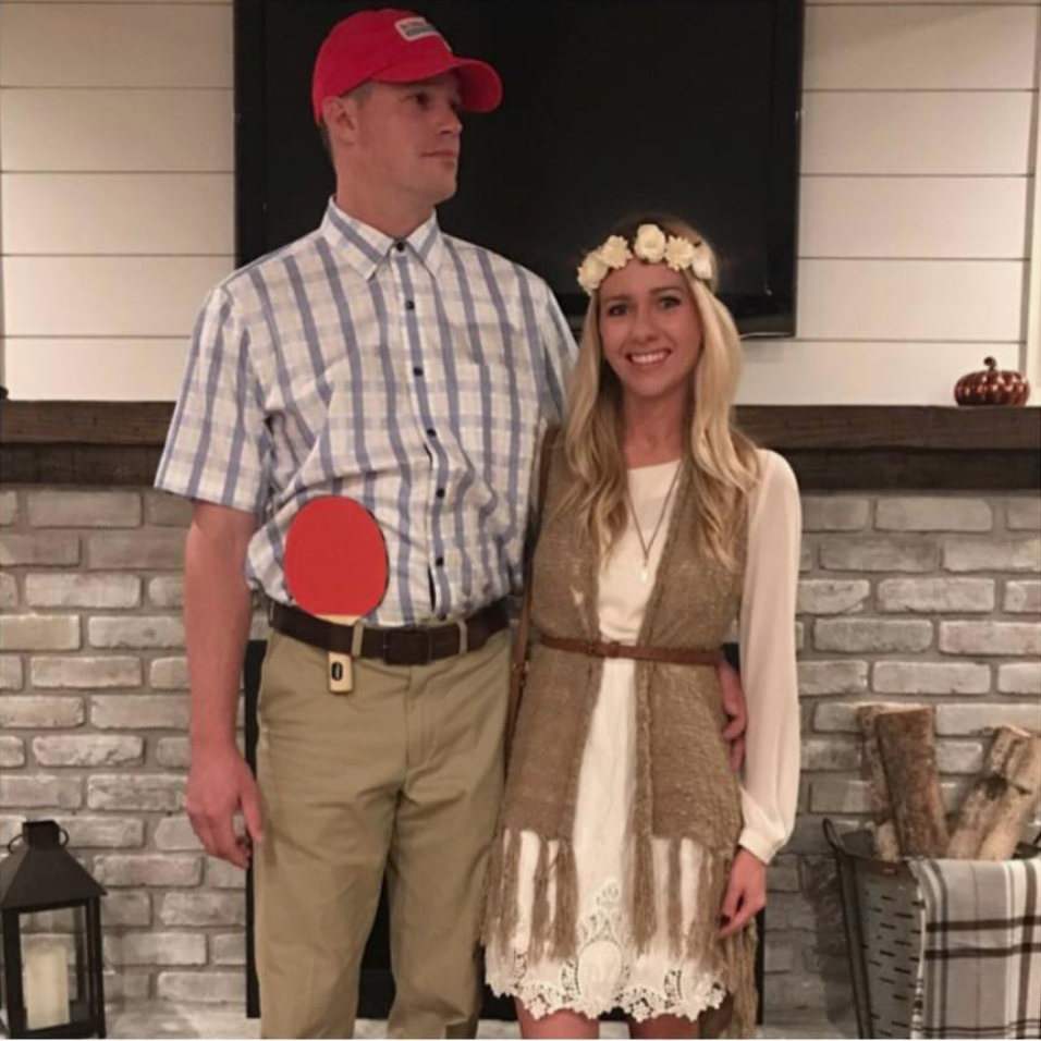 25 Iconic 90s Couples Halloween Costume Ideas