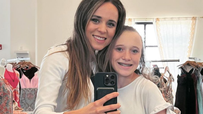 jinger and josie duggar