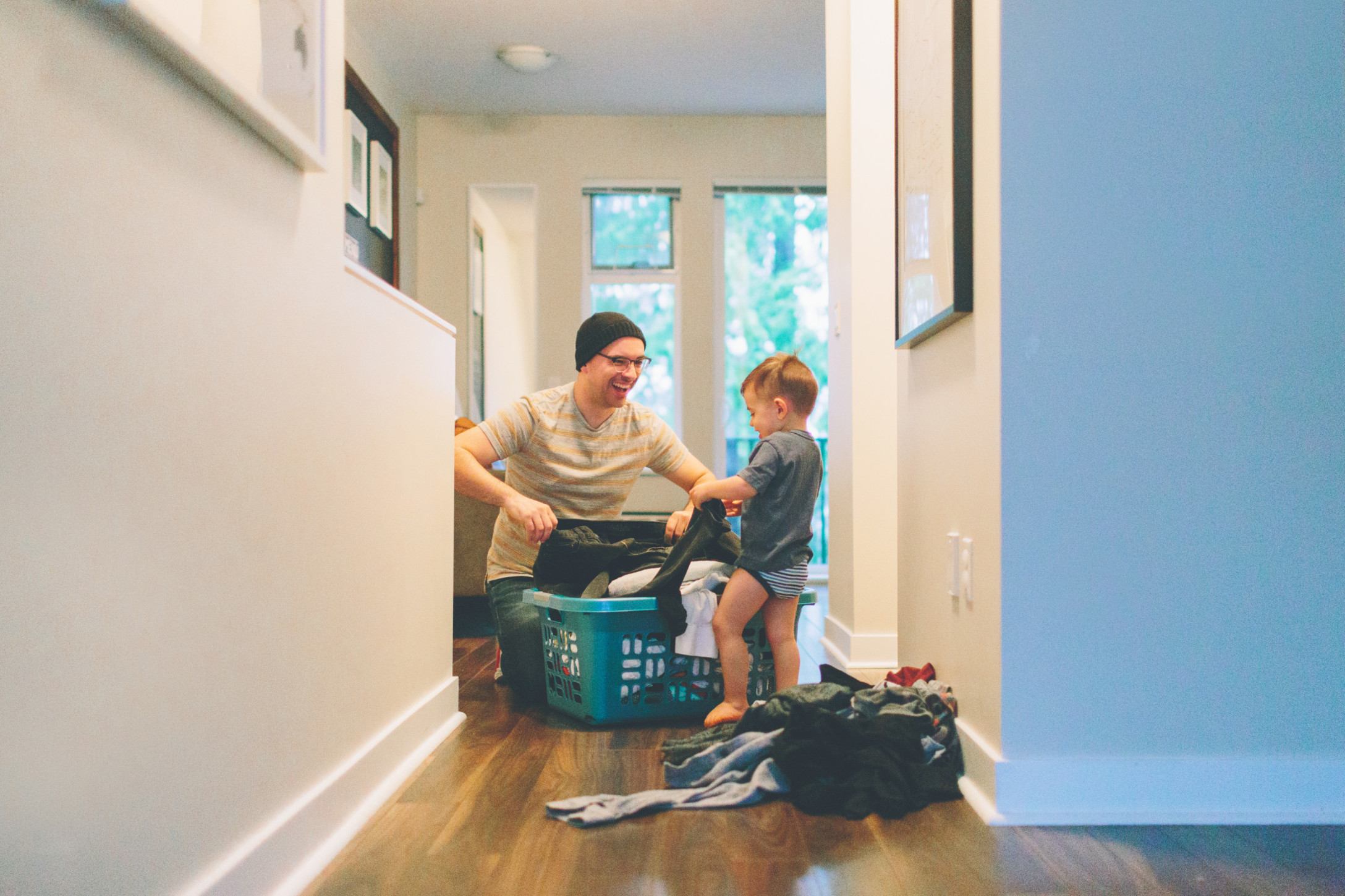 laundry-boy-toddler-lifestyle-son-man-father-chores-chores-at-home-housework-men-doing-chores_t20_v3rJb6.jpg