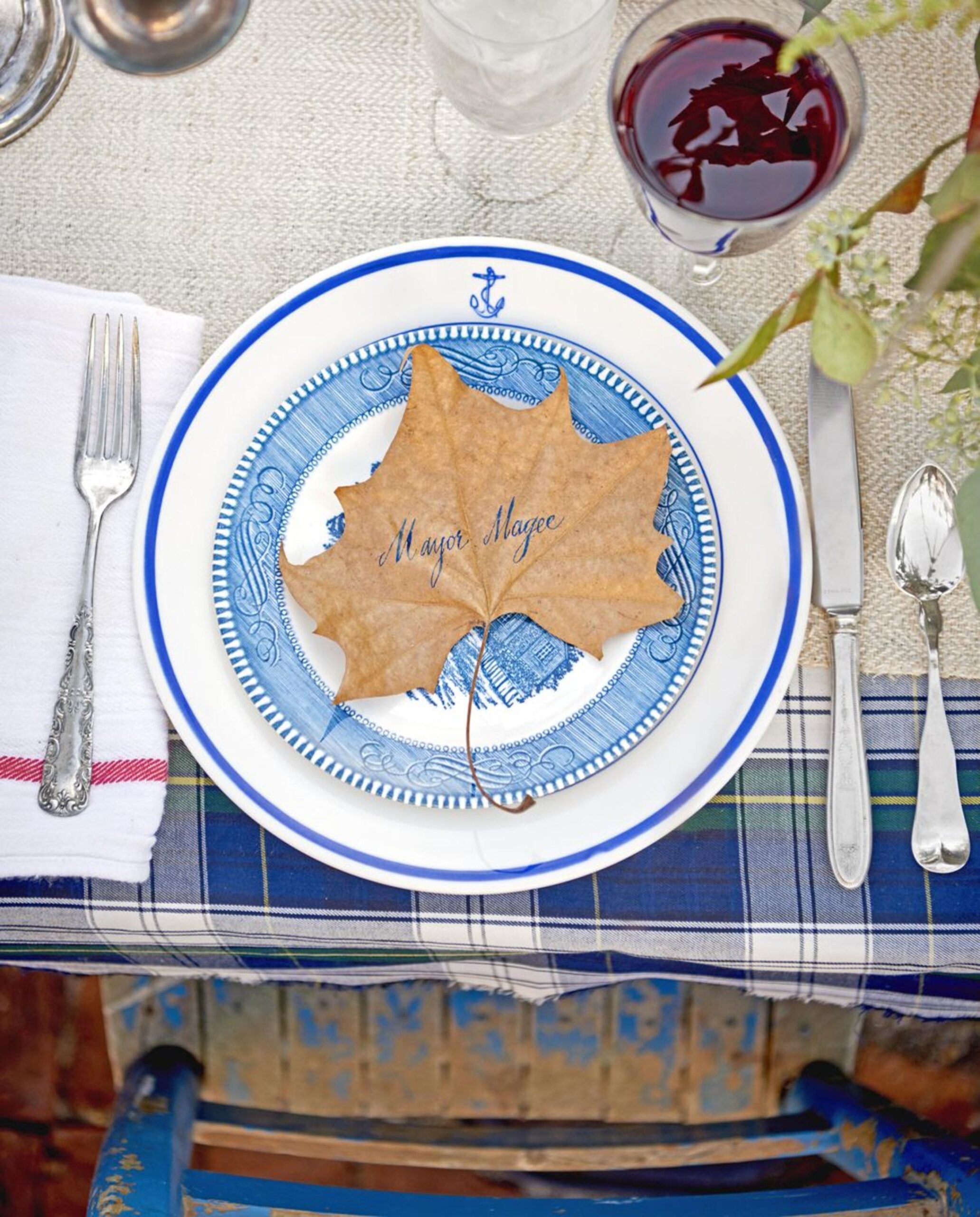 leaf-place-card-1596574258-1.jpg