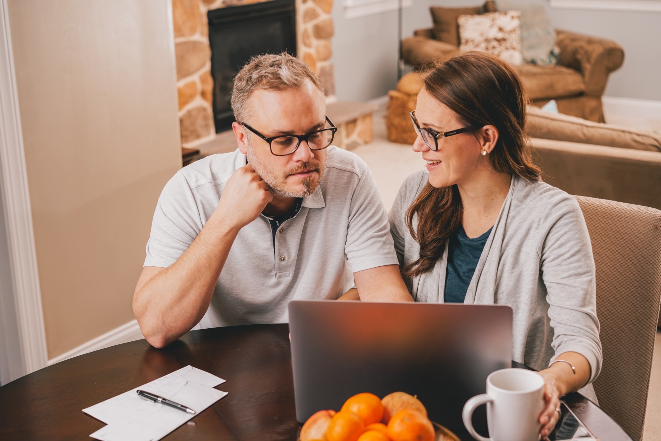 married-couple-doing-taxes-paying-bills-or-reviewing-finances-and-retirement-plans_t20_xRzZOX-1.jpg