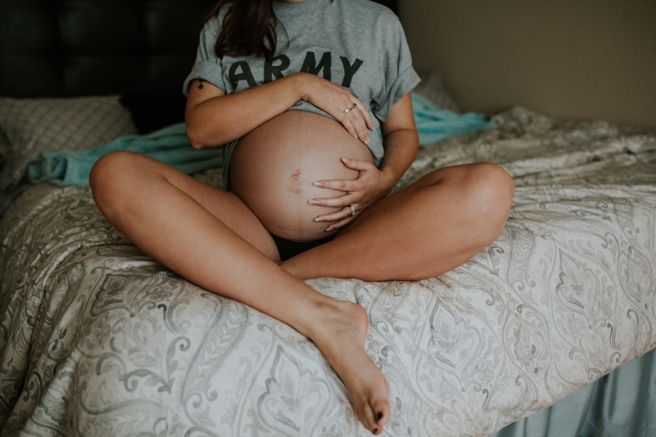maternity_t20_bxJzwg.jpg