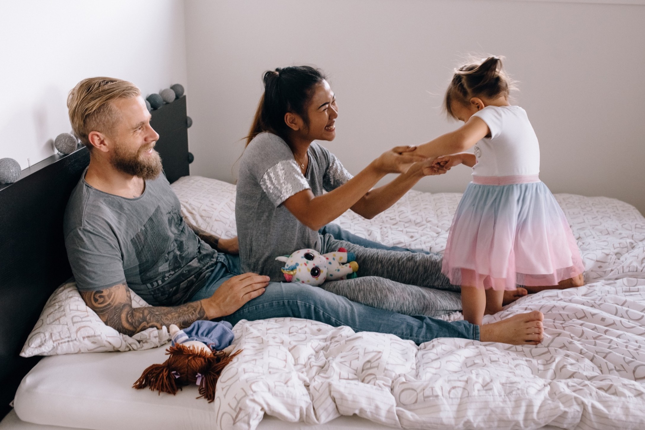 people-couple-love-bed-bedroom-family-home-young-woman-happy_t20_jjxdep.jpg