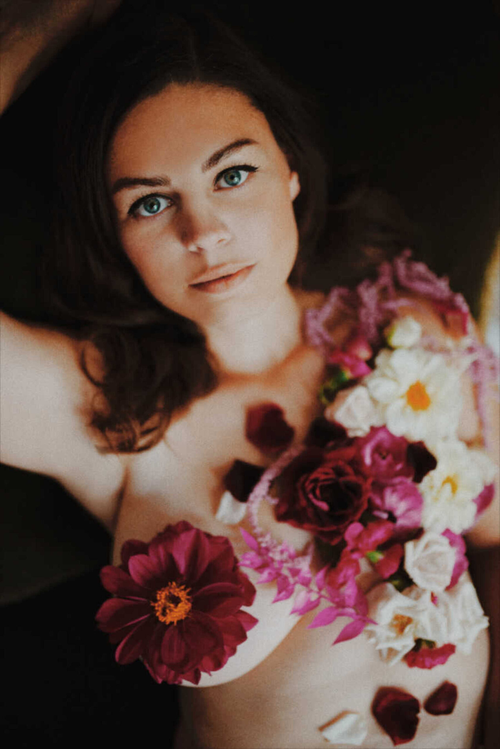 pink-flowers-covering-womans-mastectomy-scar-900x1348-1.jpeg