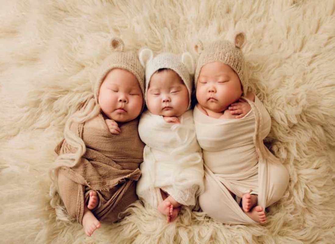 rachel_cho_triplets_community_family19-900x600-1.jpg