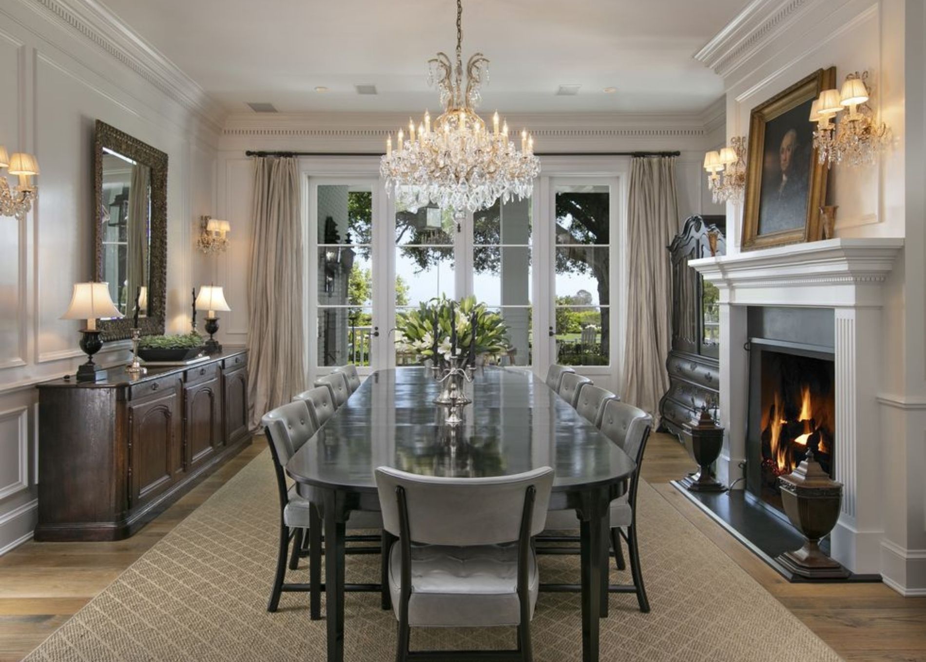 rob_lowe_home_dining_room.jpg