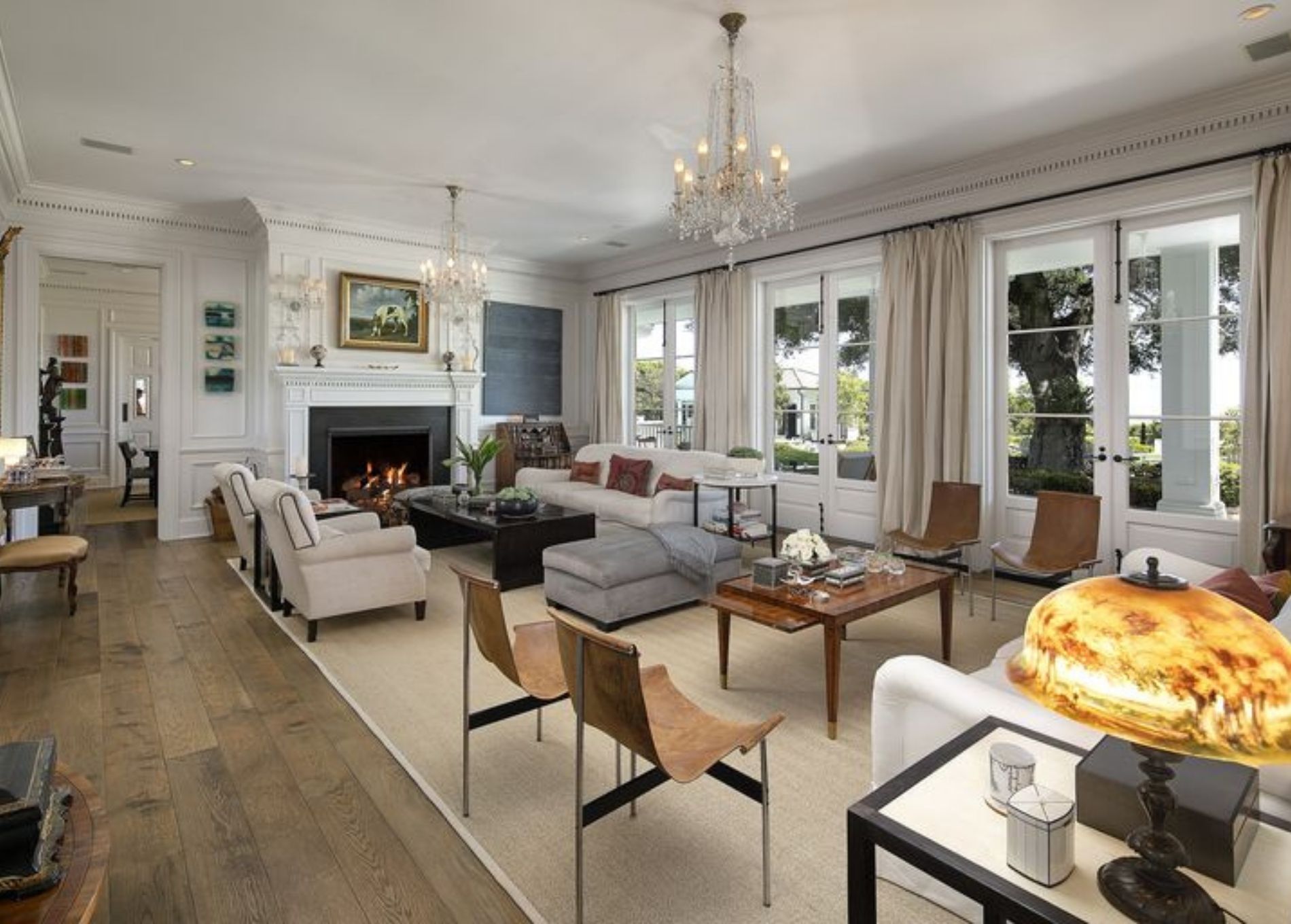 rob_lowe_home_living.jpg