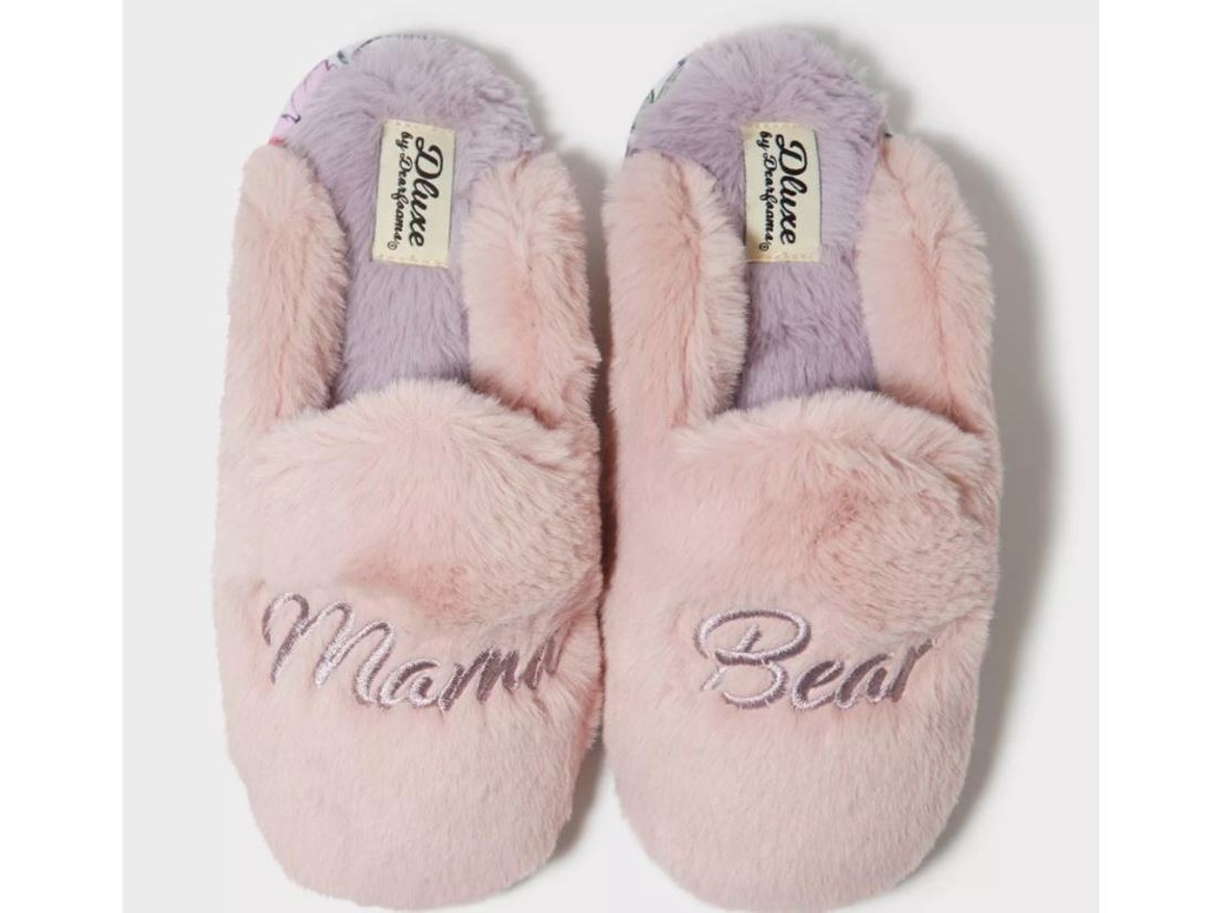 slippers-1.jpg