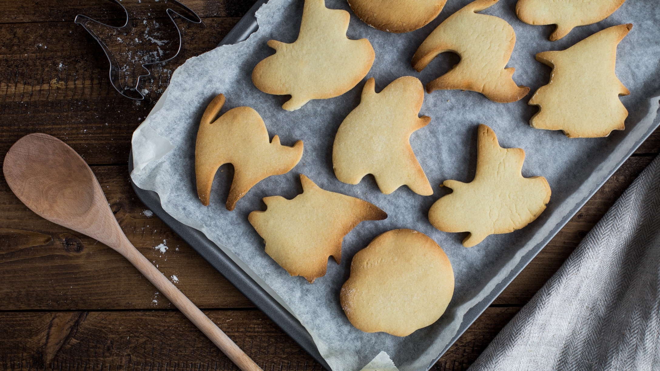 spooky-halloween-treats