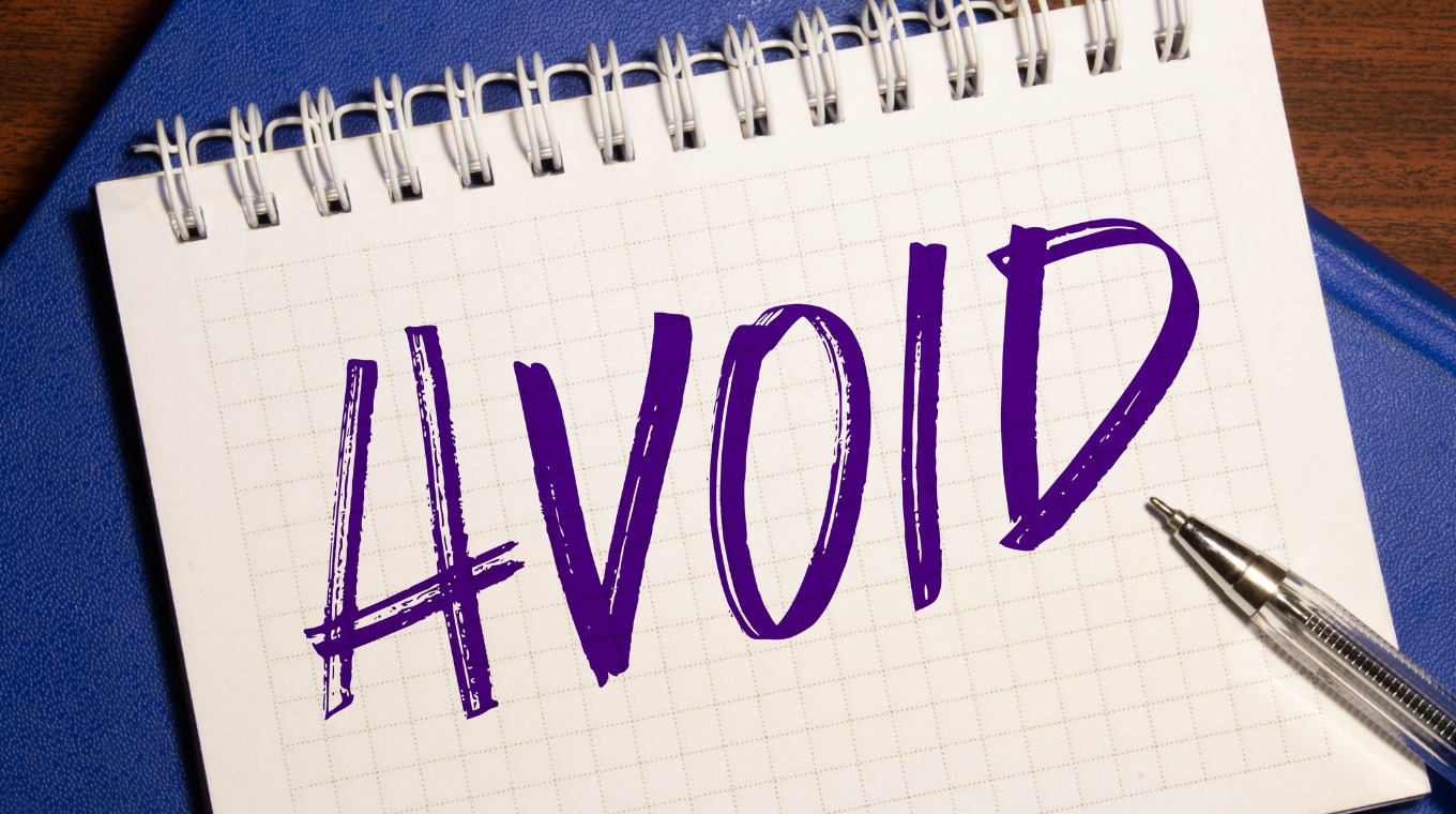 the-word-avoid-written-in-notepad-picture-id1282742528.jpg